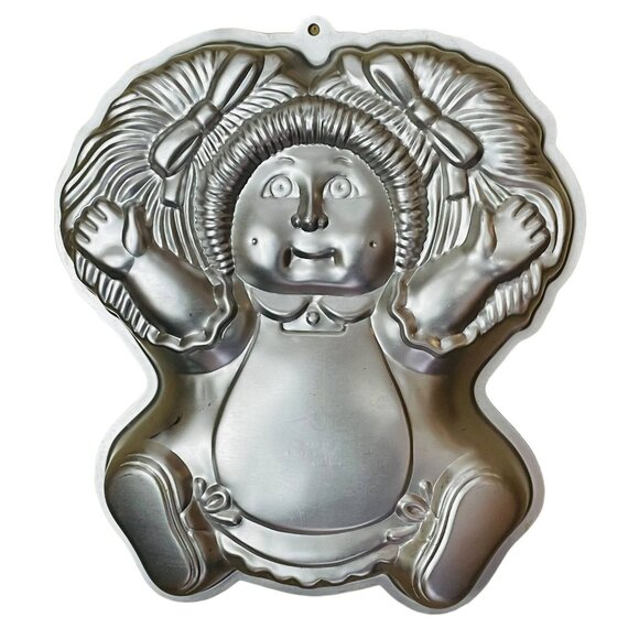 Wilton Cabbage Patch Kids Cake Pan 1984 Aluminum - Picture 5 of 5